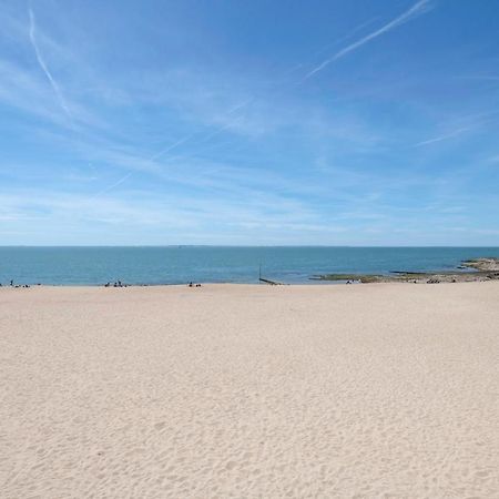 Rez-De-Jardin Pour 3 Personnes Proche De La Plage ポルニック エクステリア 写真
